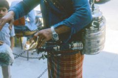 Syria - Deir-es-Zor - Refreshments vendor