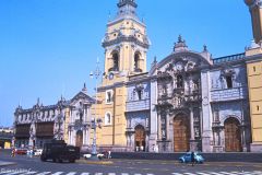 Peru - Lima - Plaza de Armas - La Catedral