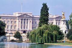 England - London - Buckingham Palace - St. James' Park