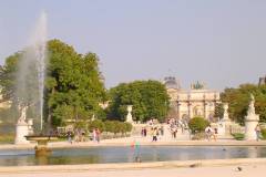France - Paris - Arc de Triomphe du Carrousel in front of the Louvre, seen from the Jardin des Tuileries