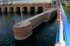 Egypt - Esna - The locks in the Nile River