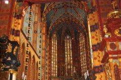 Poland - Krakow - Rynek Square - St. Mary's Basilica