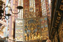 Poland - Krakow - Rynek Square - St. Mary's Basilica