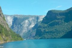 Sogn og Fjordane - Aurland - Nærøyfjorden - Ferjesambandet Kaupanger-Gudvangen