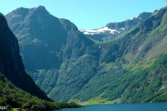 Sogn og Fjordane - Aurland - Nærøyfjorden - Ferjesambandet Kaupanger-Gudvangen