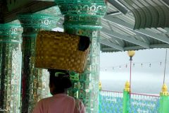Myanmar - Sagaing Hill - Soon U Ponya Shin Paya