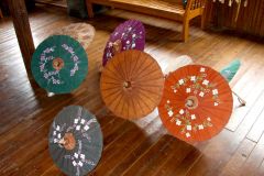 Myanmar - Inle Lake - Paper maker
