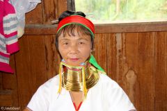 Myanmar - Inle Lake - Giraffe necks