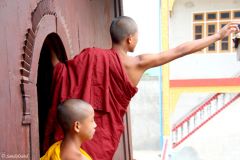 Myanmar - Nyaungshwe - Shwe Yuanghwe Kyaung