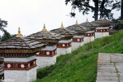 Bhutan - Dochula Pass - Dochula Chorten