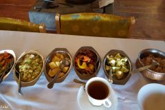 Bhutan - Dochula Pass - It is lunchtime