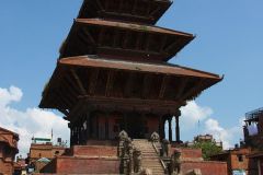 Nepal - Kathmandu Valley - Bhaktapur - Durbar Square - Nyatapola Pagoda