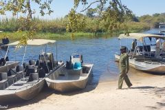 Botswana - Okavango Delta - Swamp Stop