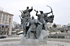 Ukraine - Kiev - Maidan - The Founders of Kyiv Monument