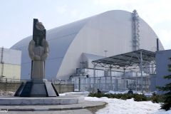 Ukraine - Chernobyl - Steel sarcophagus, reactor 4 - Chernobyl Observation Deck