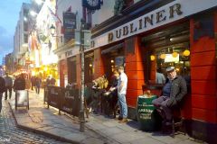Ireland - Dublin - Temple Bar