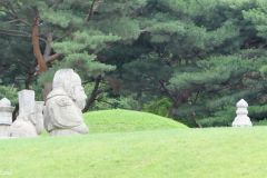 ROK - Seoul - Seonjeongneung (Seolleung) Royal Tombs - King Jungjong's Tomb