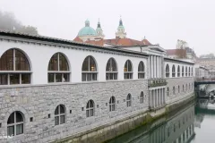 Slovenia - Ljubljana - Covered market (Joze Plecnik) - Dragon Bridge