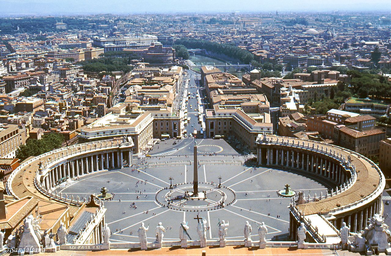 The Eternal City of Roma and the Vatican