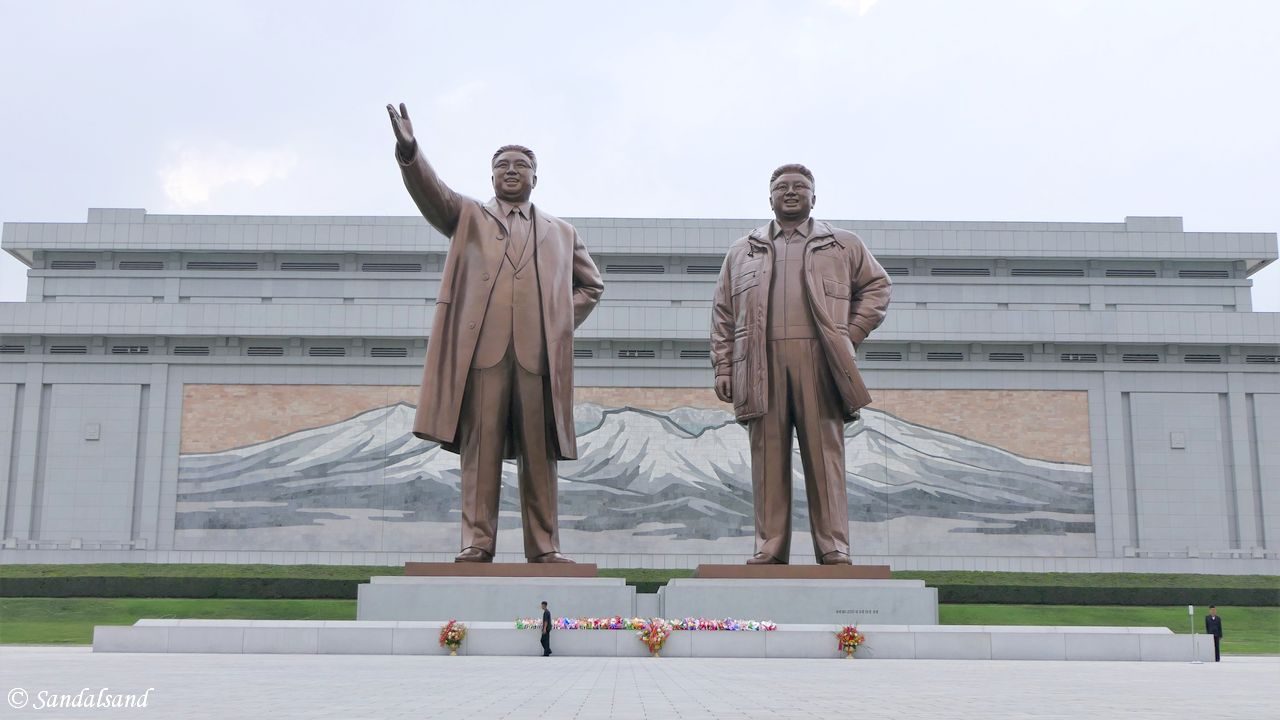 North Korea DPRK - Pyongyang - Mansudae Grand Monuments