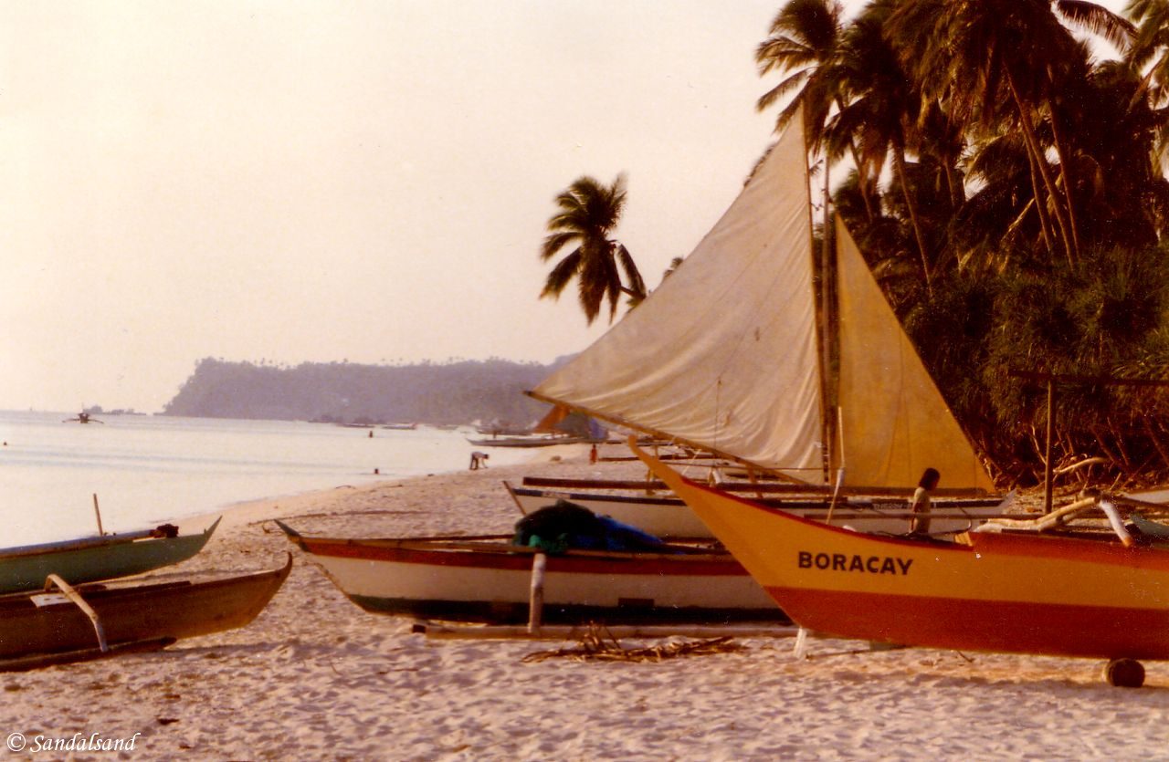 Philippines - Boracay - Bancas on the White Beach