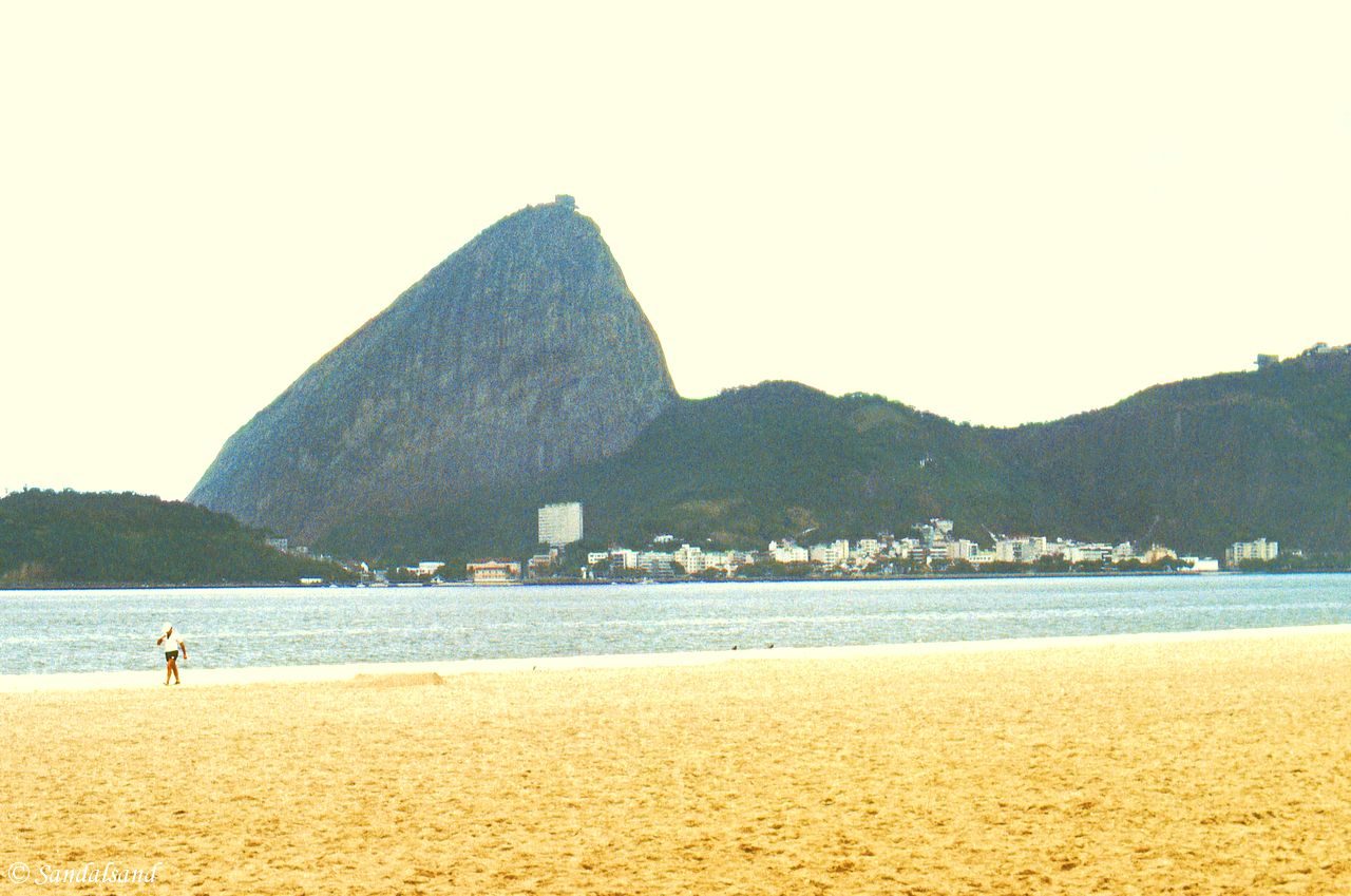 Brazil - Rio de Janeiro - View of Pão de Açúcar from Flamengo beach