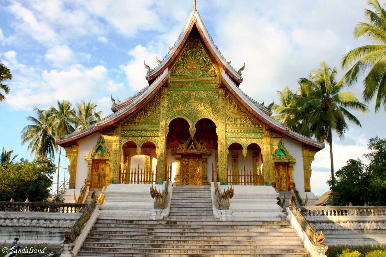 Laos - Luang Prabang - Wat Ho Pha Bang