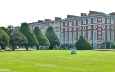 VIDEO – England – Hampton Court Palace